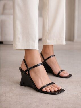 Oak + Fort Black Sculptural Heel Sandals Size 7 Minimal Square Toe